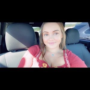 Meet your Posher, Kaitlin